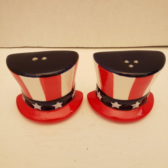 Patriotic Hat Salt and Pepper Shakers - Picture 1 of 10